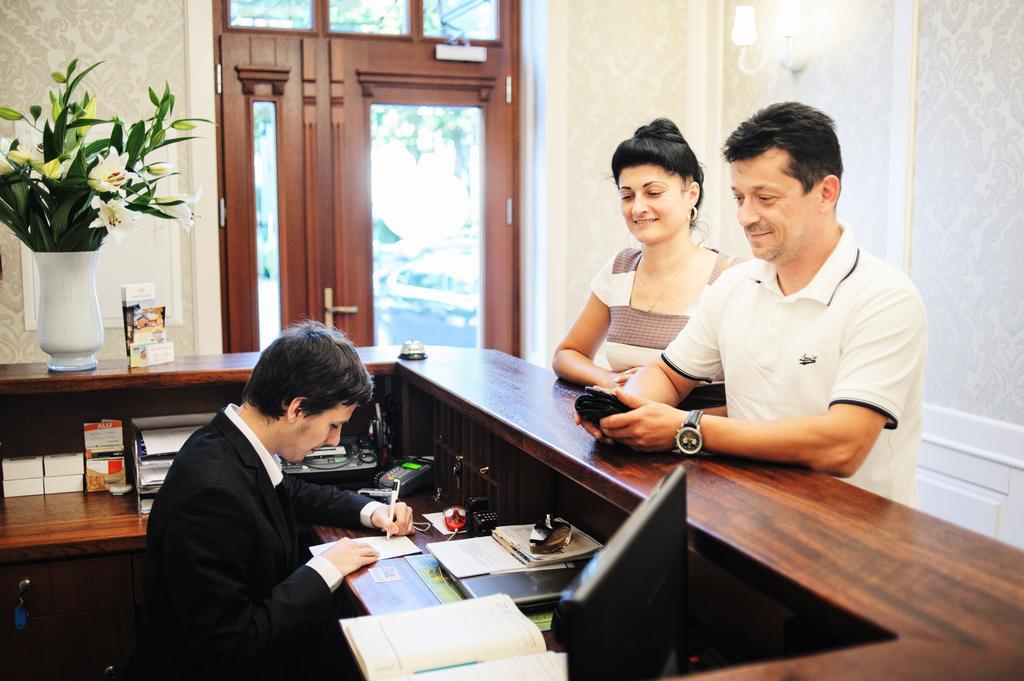 Hotel Kopernik Ciechocinek Luaran gambar