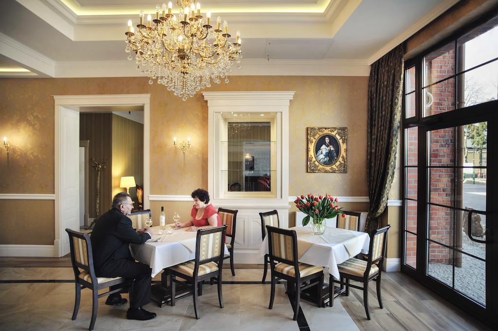Hotel Kopernik Ciechocinek Luaran gambar